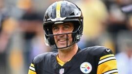 Aaron Rodgers could become rare QB to beat every NFL team, but there's only one improbable way it can happen