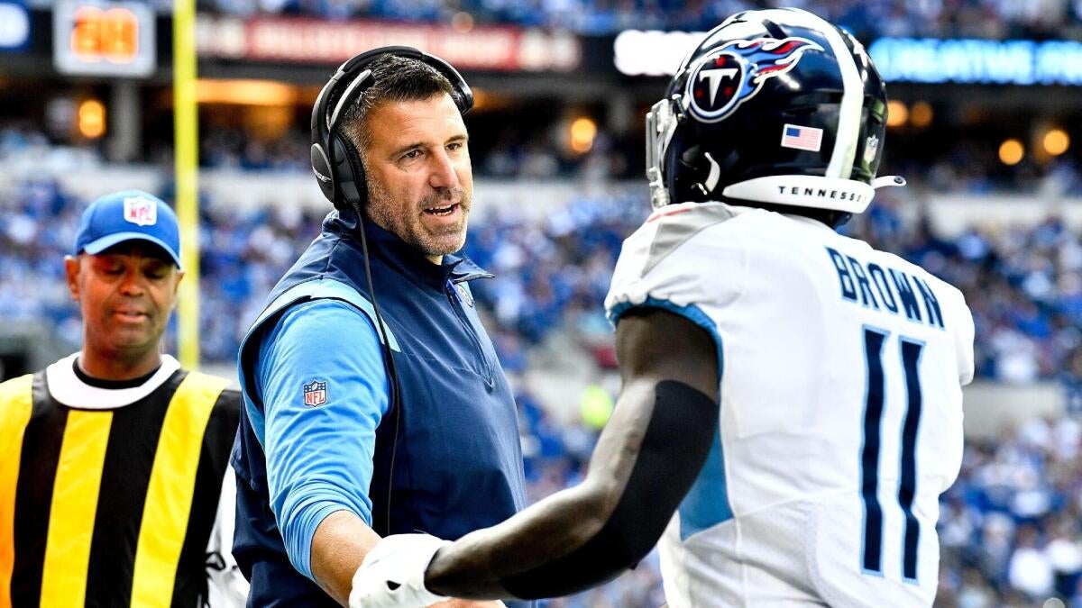 Patriots' coordinator draws parallels between new receiver A.J. Brown and team icon